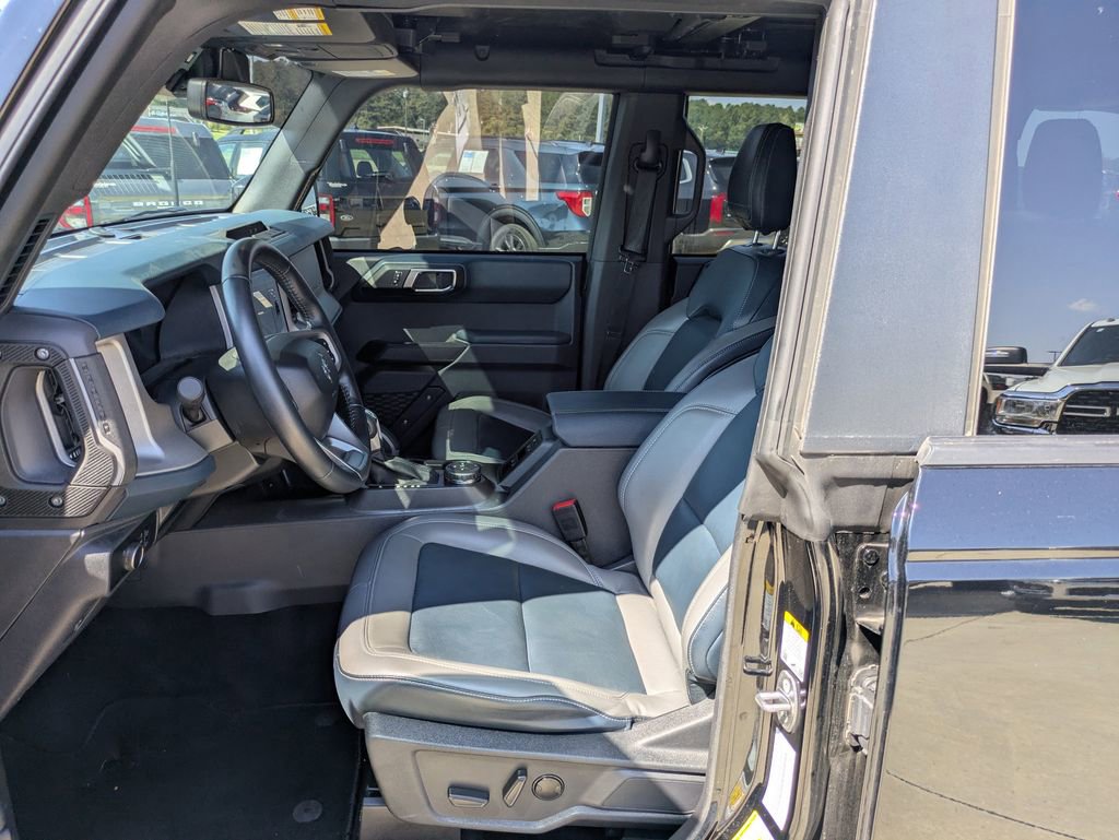 Used 2024 Ford Bronco Outer Banks image 7