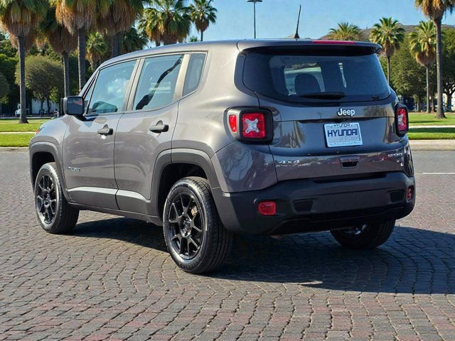 Used 2021 Jeep Renegade Sport image 7