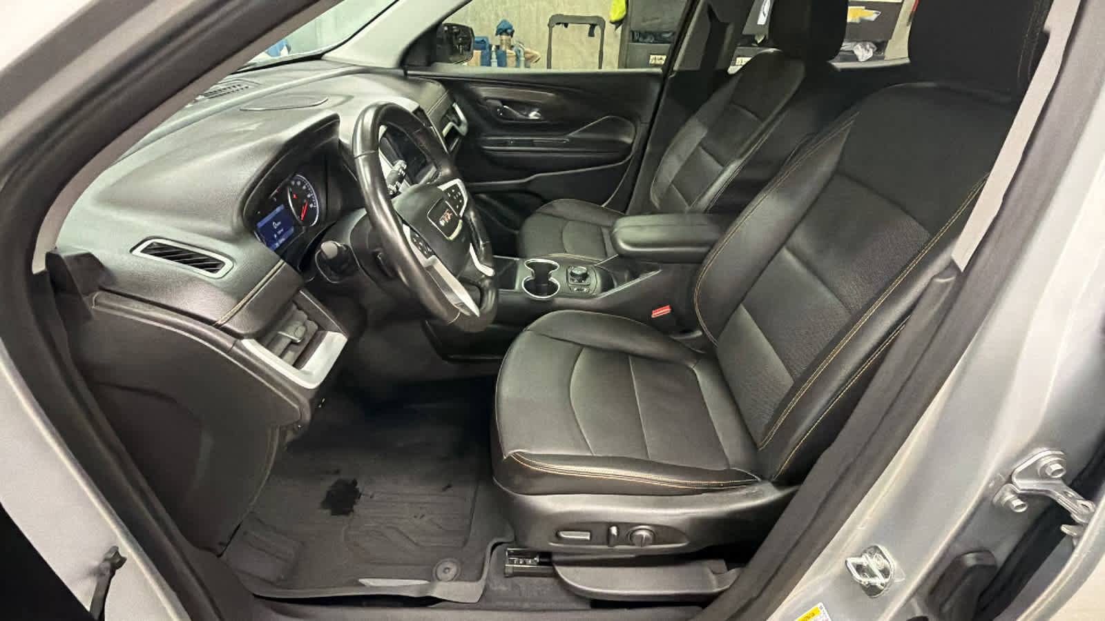Certified 2021 GMC Terrain SLT w/ Infotainment Package II image 7