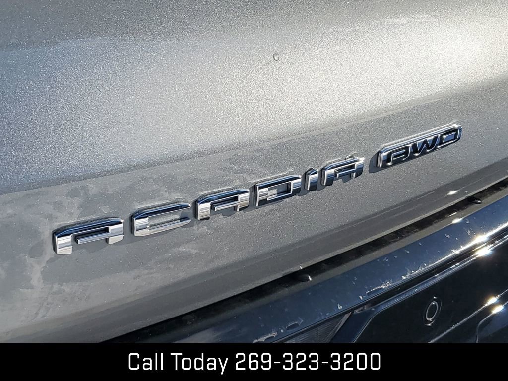 New 2026 GMC Acadia Denali Ultimate w/ LPO, Floor Liner Package image 18