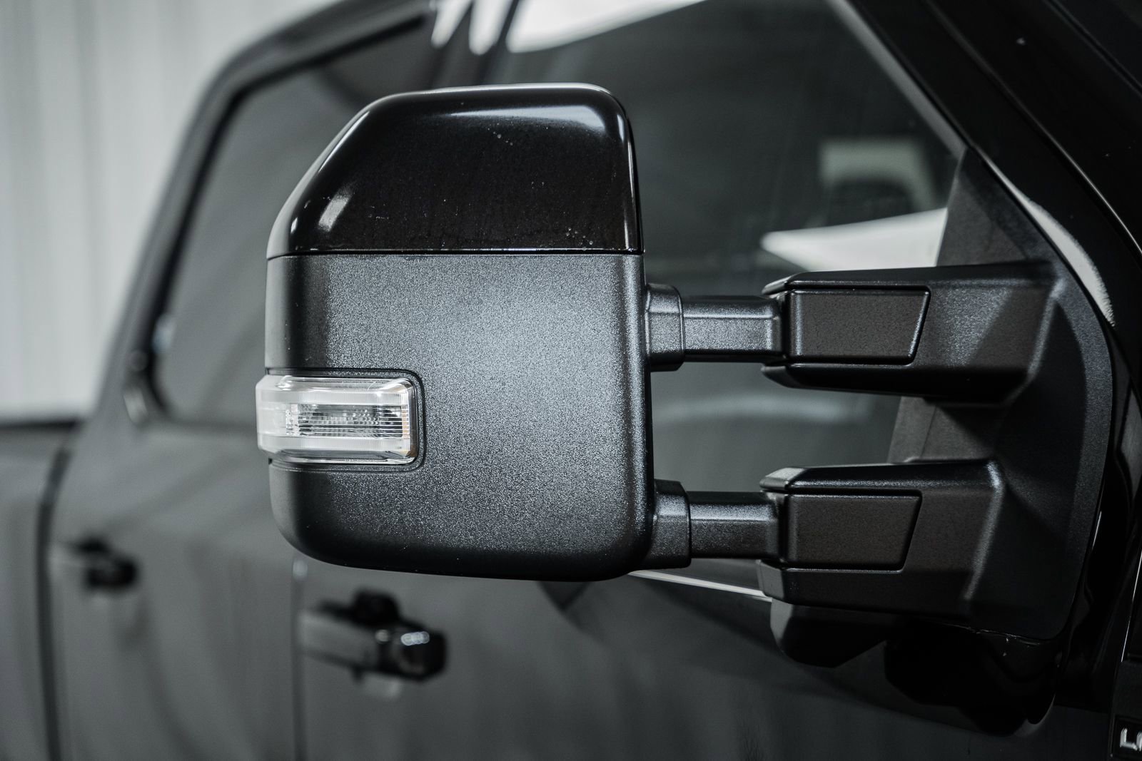 Used 2024 Ford F250 Lariat w/ Lariat Ultimate Package image 18