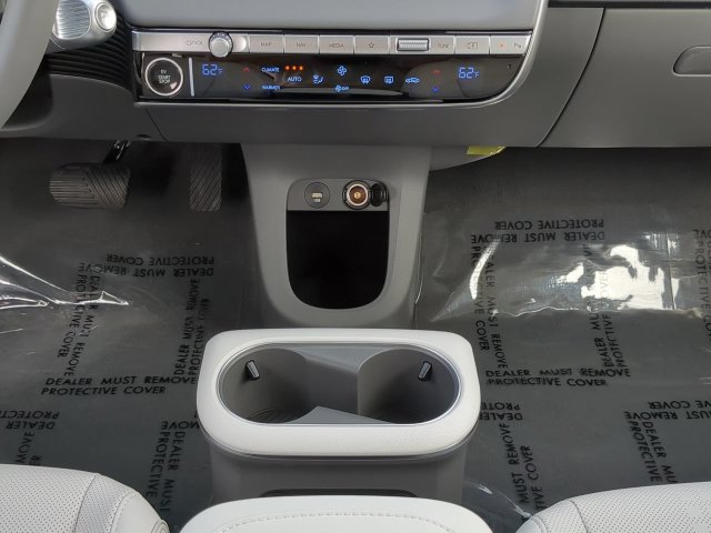 New 2023 Hyundai Ioniq 5 SEL w/ Cargo Package AWD/4WD image 18