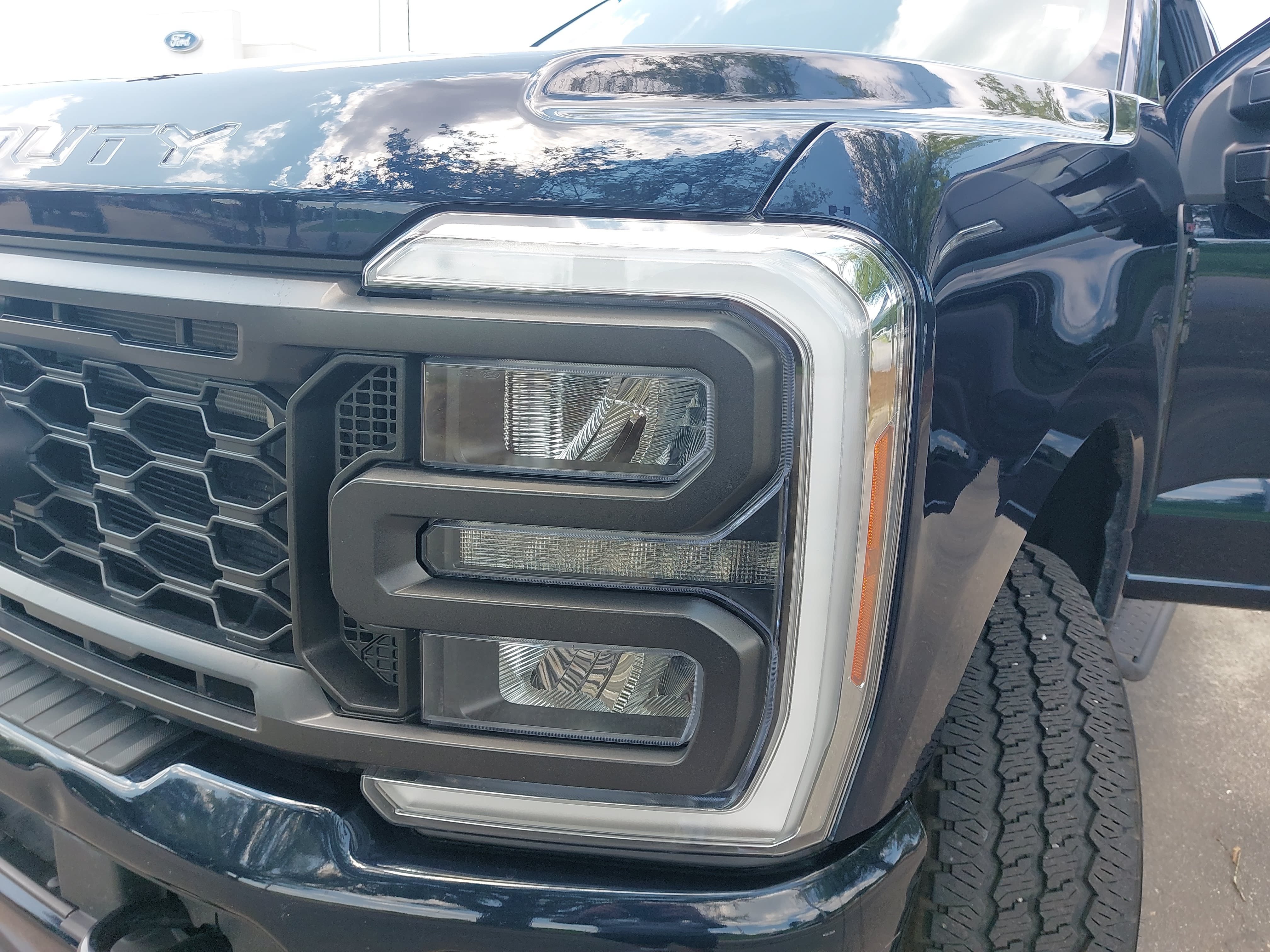 Used 2025 Ford F350 XL w/ STX Appearance Package AWD/4WD image 29