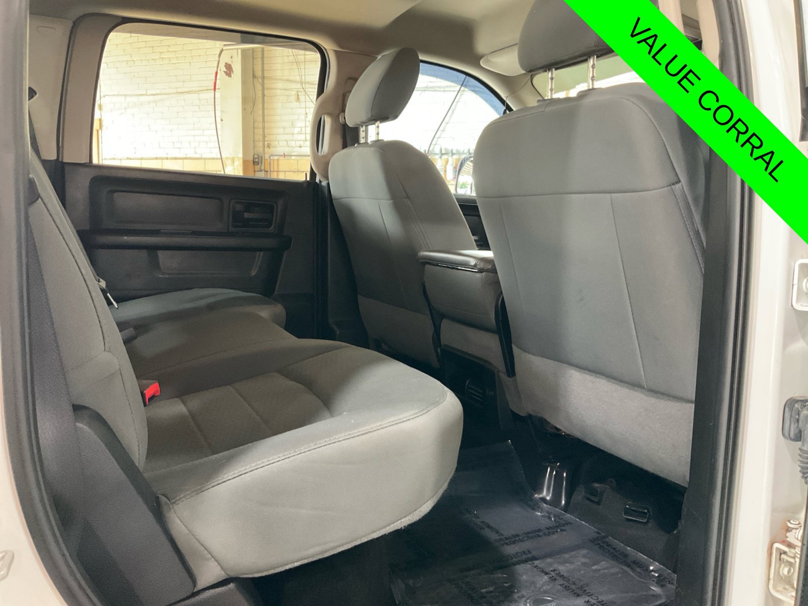 Used 2015 RAM 2500 Tradesman w/ Chrome Appearance Group AWD/4WD image 22