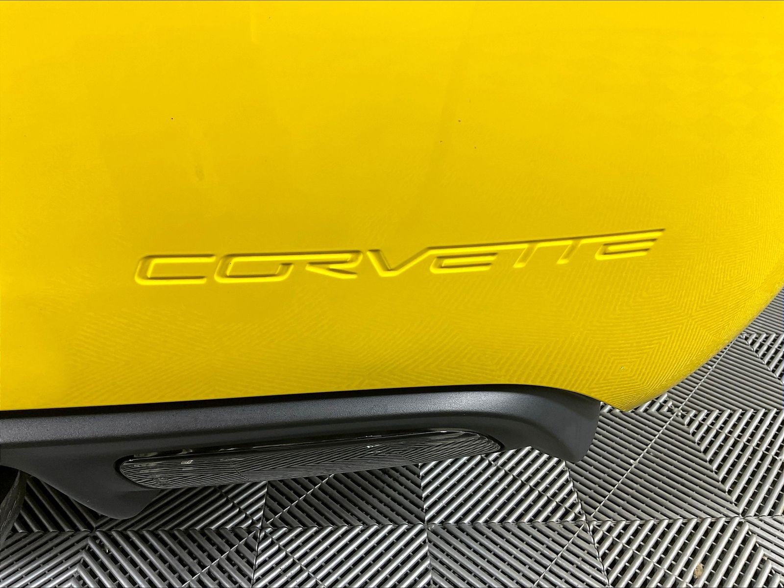 Used 2006 Chevrolet Corvette Coupe w/ Preferred Equipment Group RWD image 21