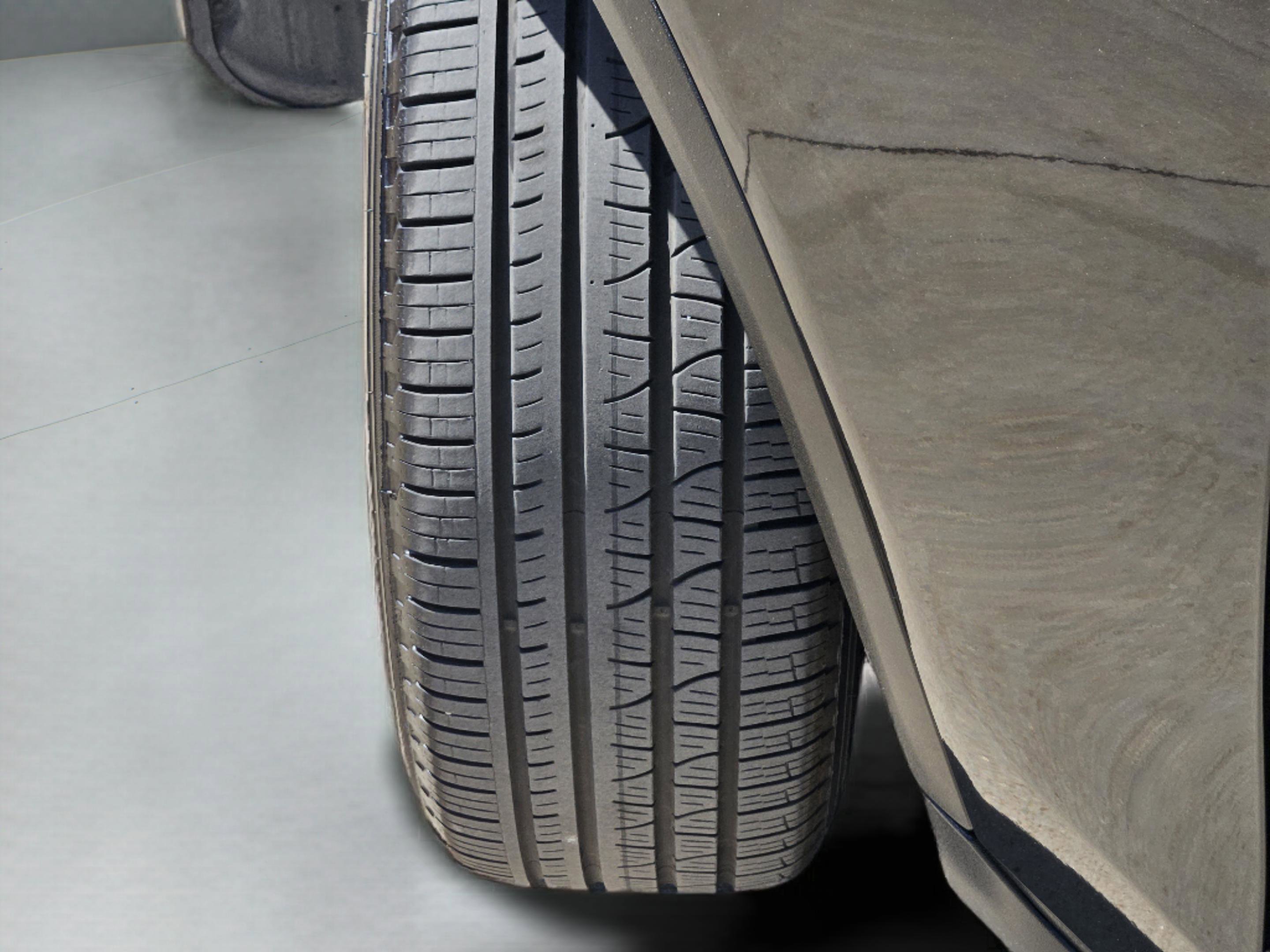 Certified 2021 Mercedes-Benz GLC 300 image 11