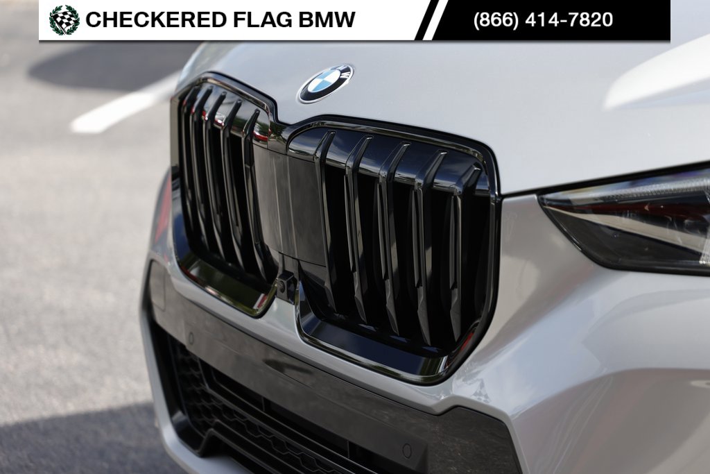 Used 2025 BMW X1 xDrive28i w/ Technology Package image 13