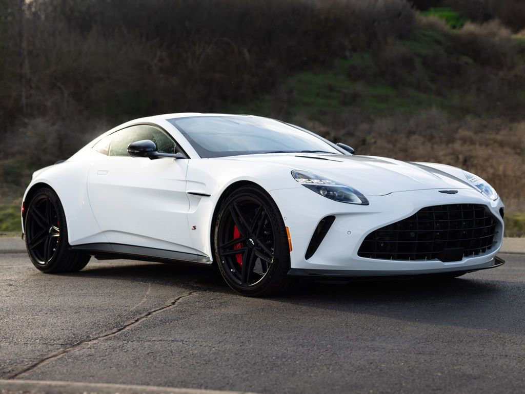 New 2026 Aston Martin V8 Vantage S image 11