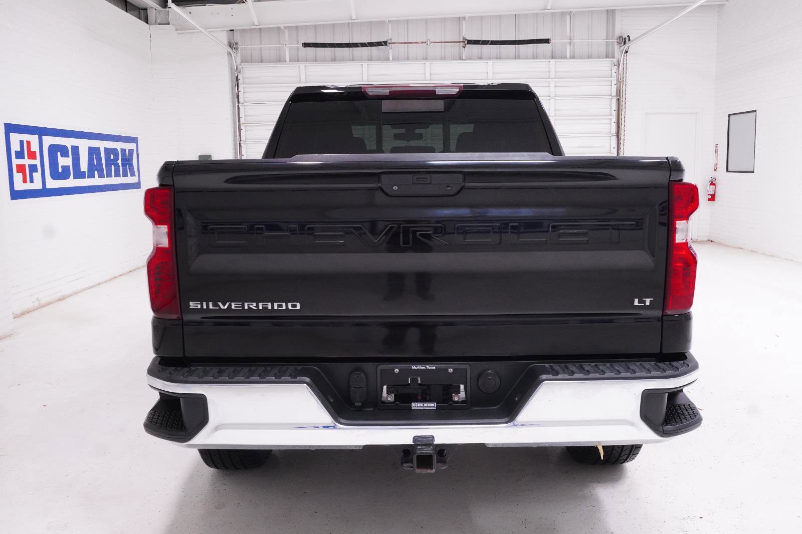 Used 2019 Chevrolet Silverado 1500 LT w/ Texas Edition RWD image 6