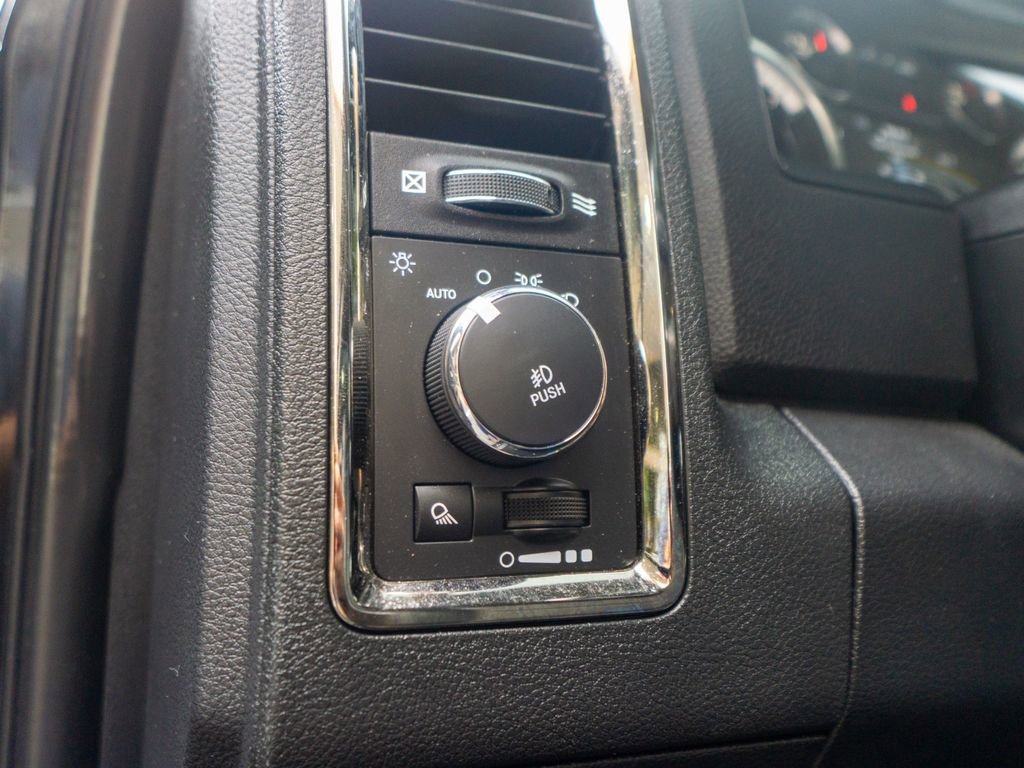 Used 2017 RAM 1500 Sport w/ Convenience Group image 18