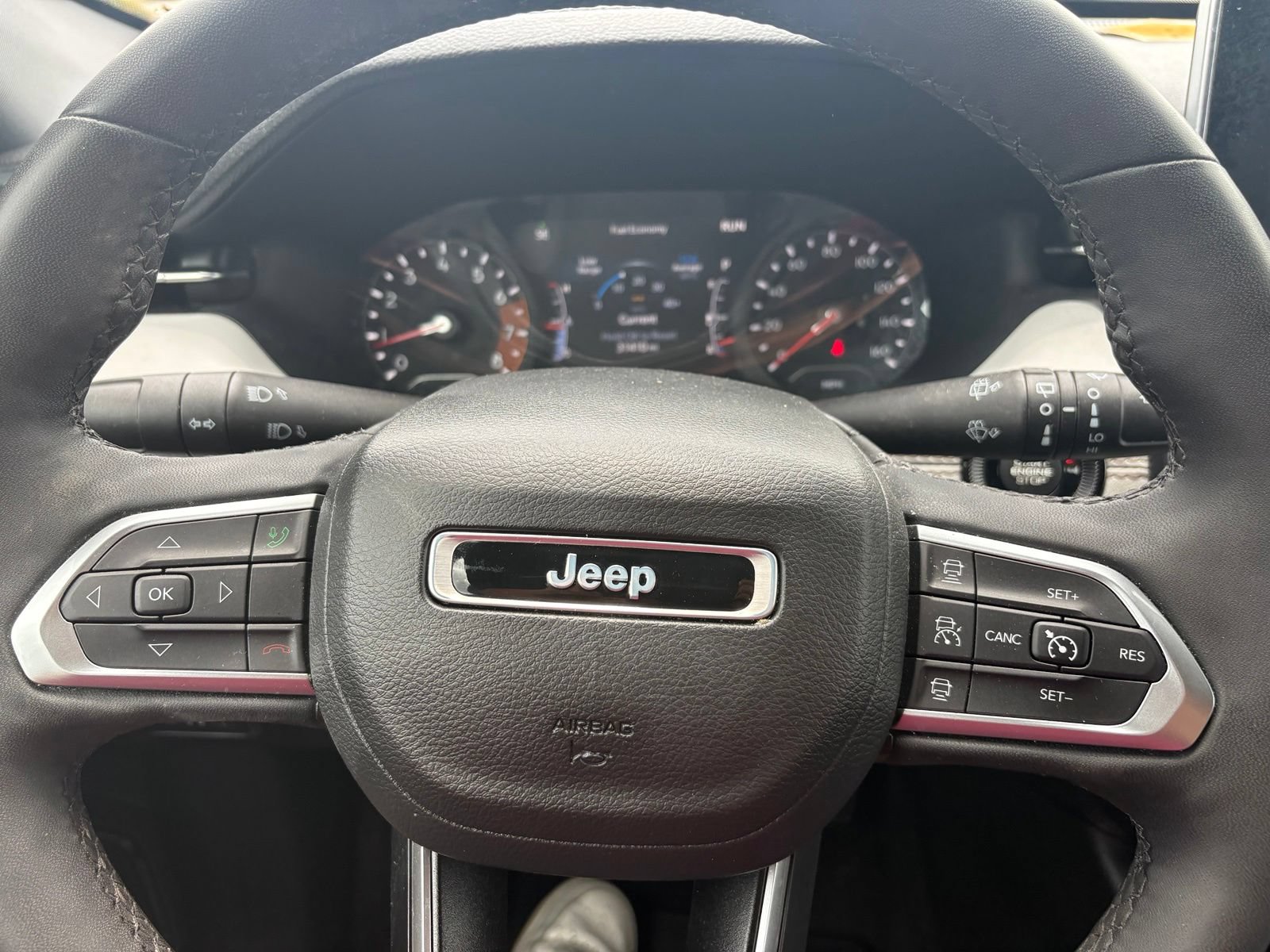 Used 2023 Jeep Compass Limited AWD/4WD image 13