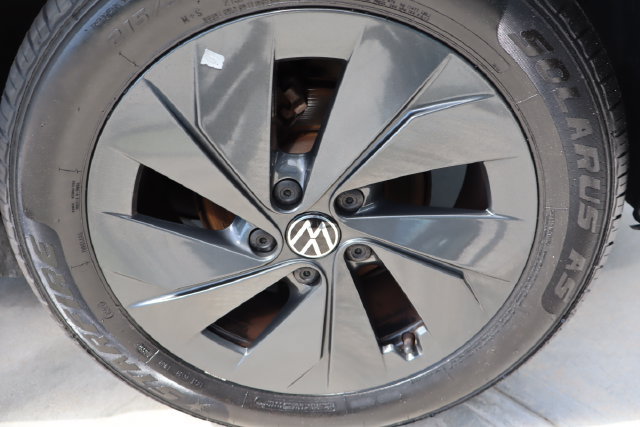 Used 2025 Volkswagen Taos S FWD image 41