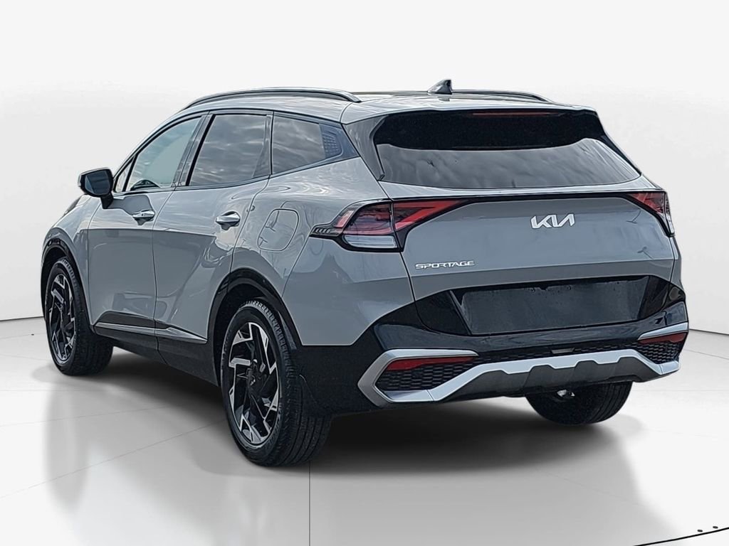Used 2023 Kia Sportage SX image 7