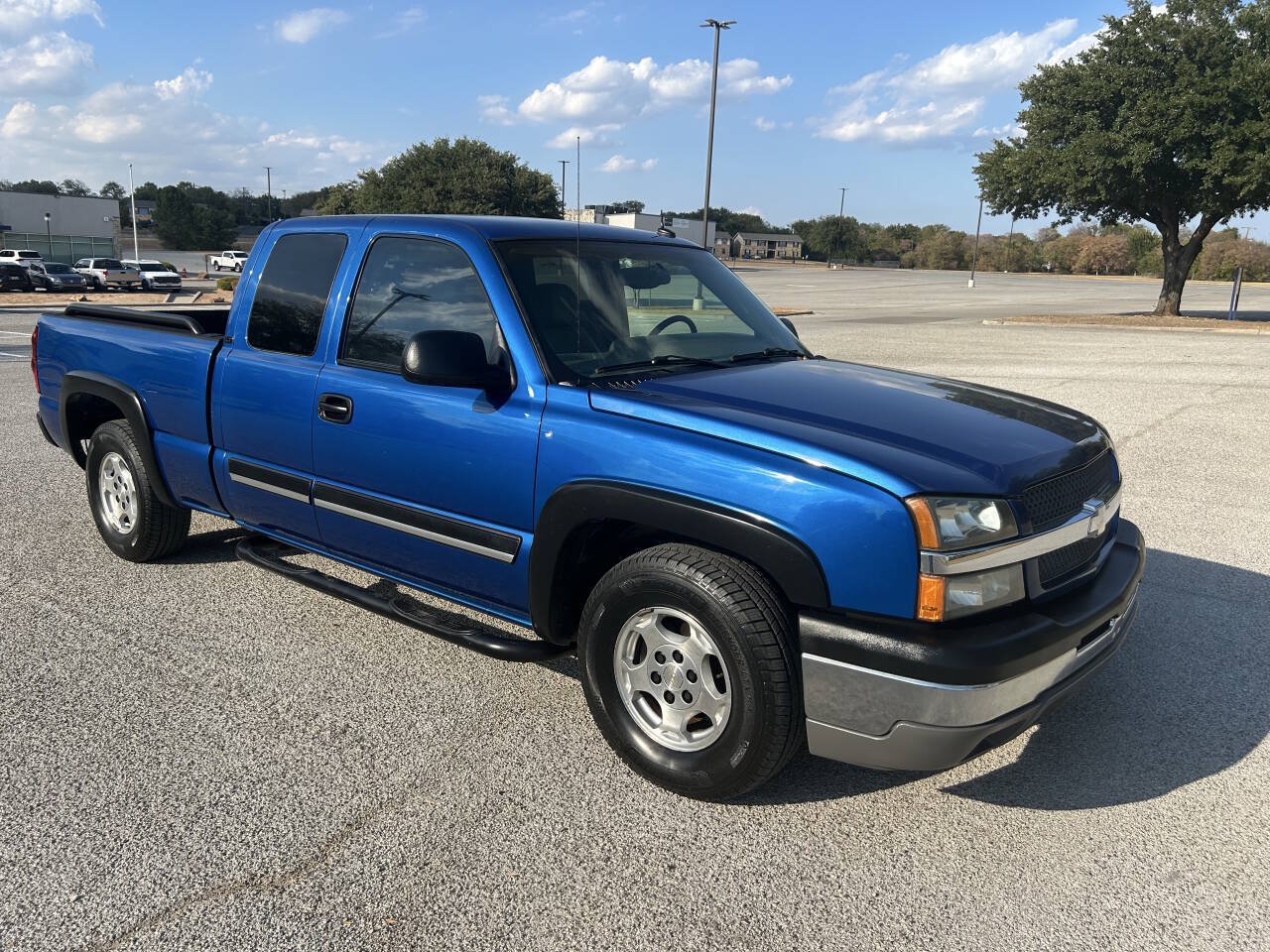 Used 2003 Chevrolet Silverado 1500 LT RWD image 1