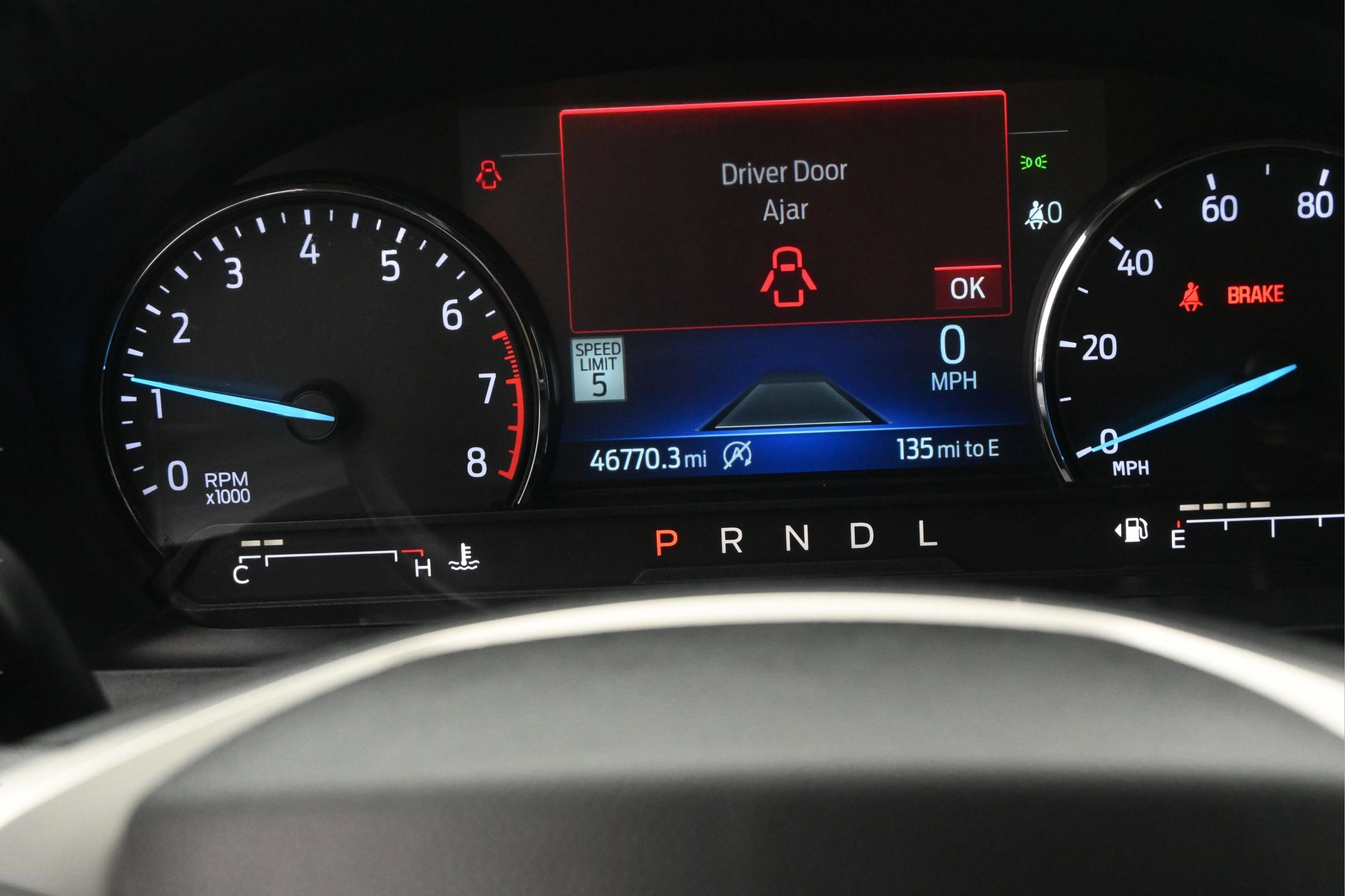 Used 2021 Ford Explorer XLT w/ Equipment Group 202A RWD image 20