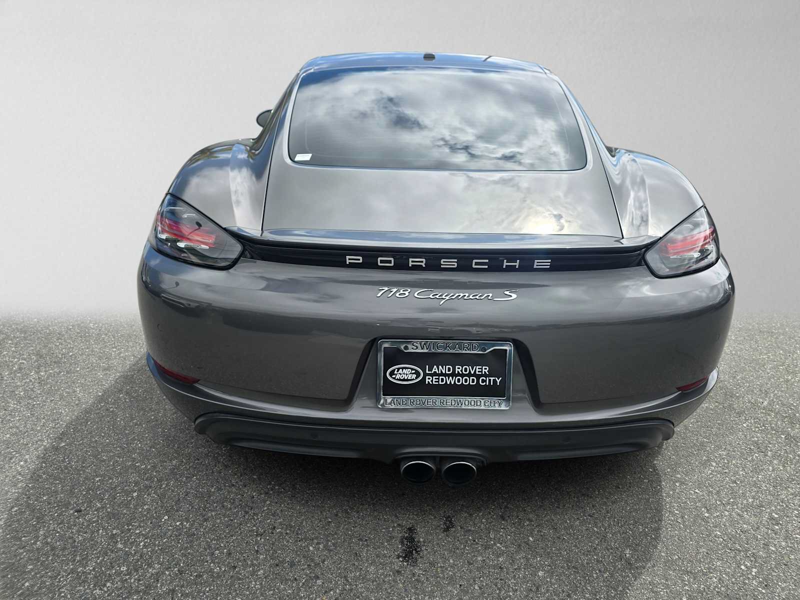 Used 2017 Porsche 718 Cayman S RWD image 4