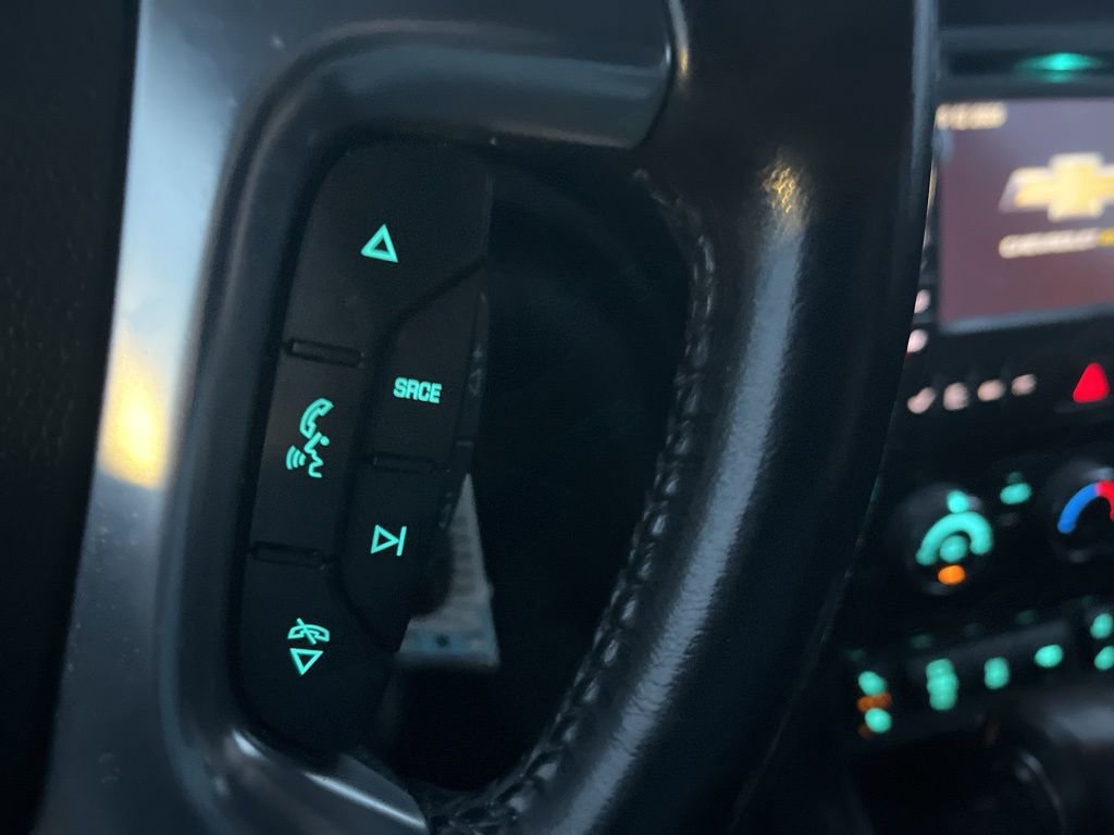 Used 2017 Chevrolet Traverse LT w/ Style and Technology Package image 25