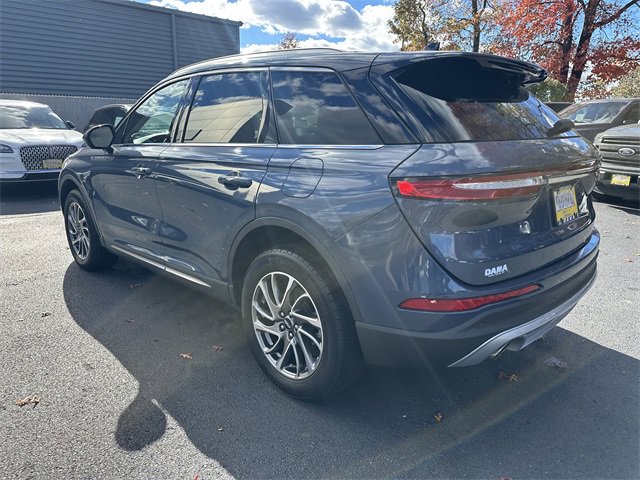 Certified 2022 Lincoln Corsair AWD w/ Equipment Group 101A image 7