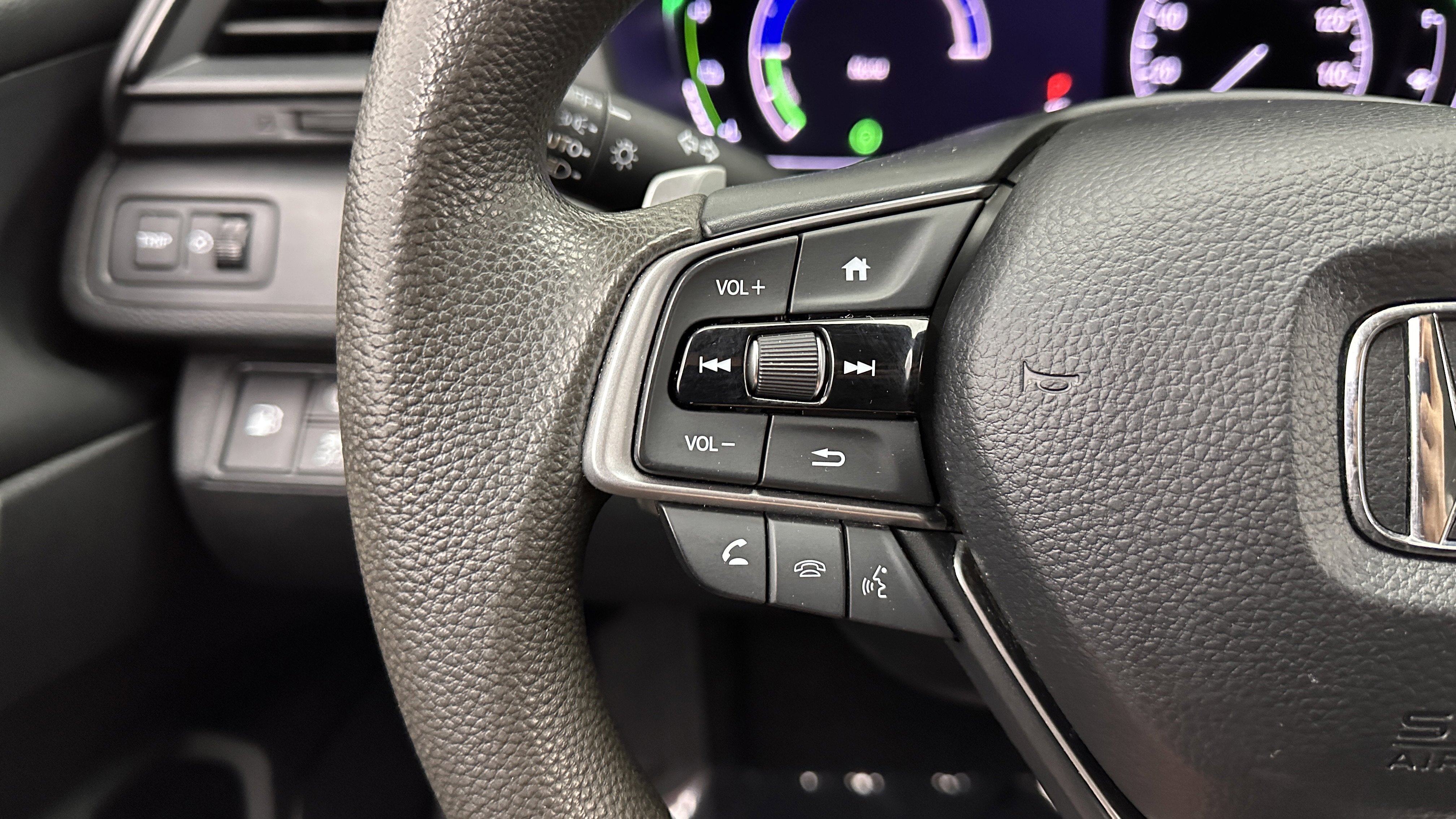 Used 2021 Honda Insight EX image 17