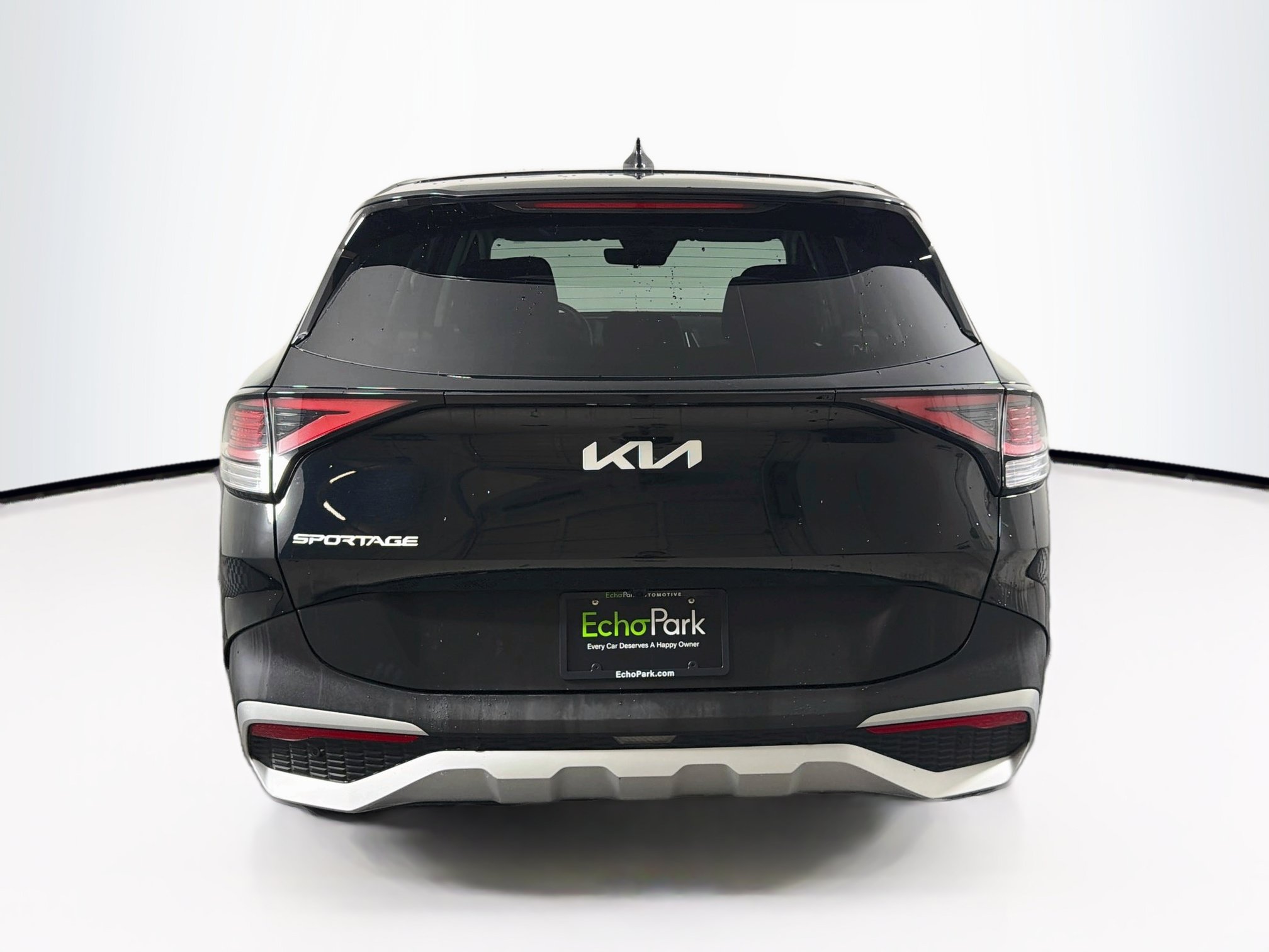 Used 2025 Kia Sportage LX FWD image 7