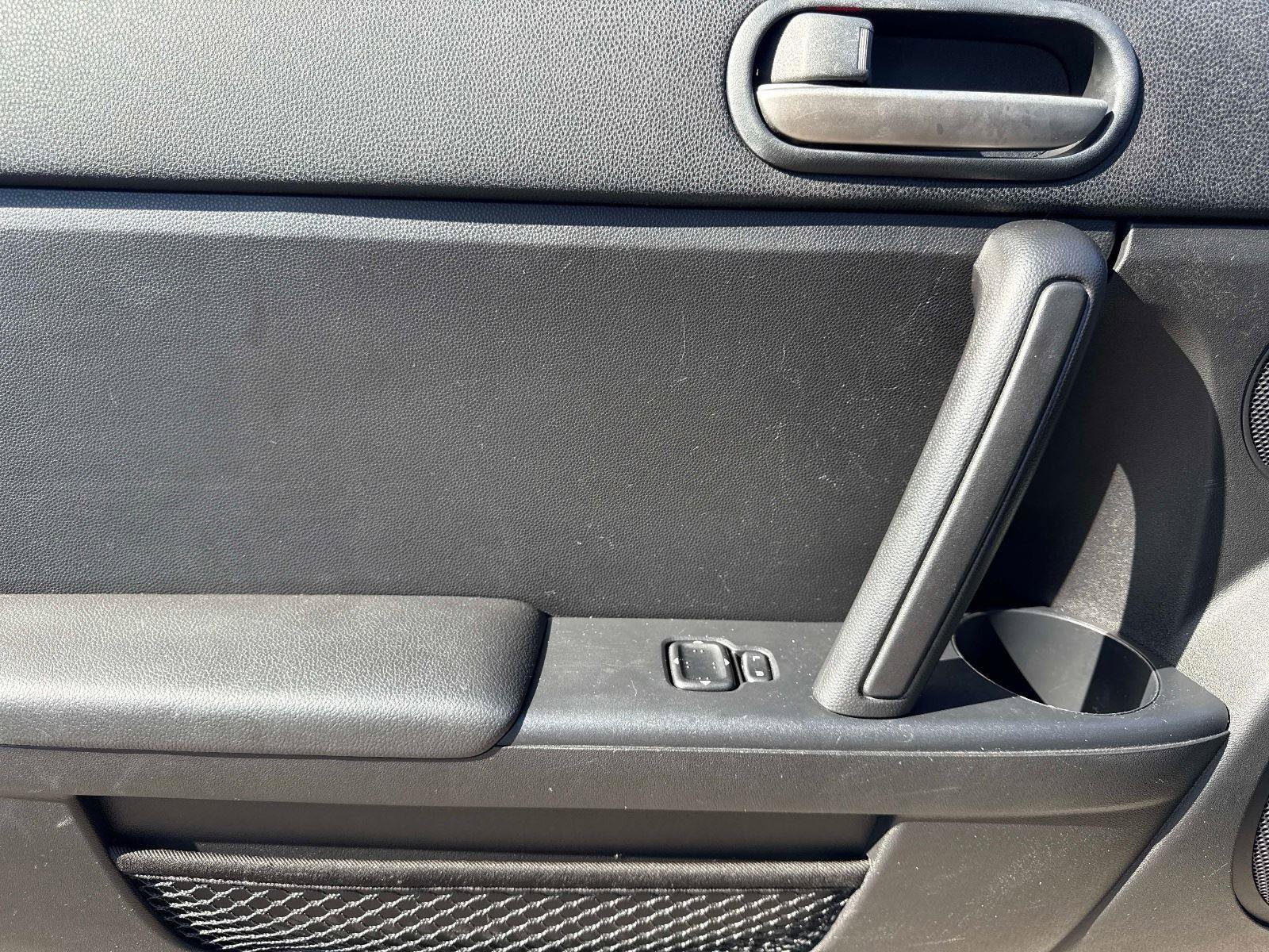 Used 2015 MAZDA MX-5 Miata Sport image 12