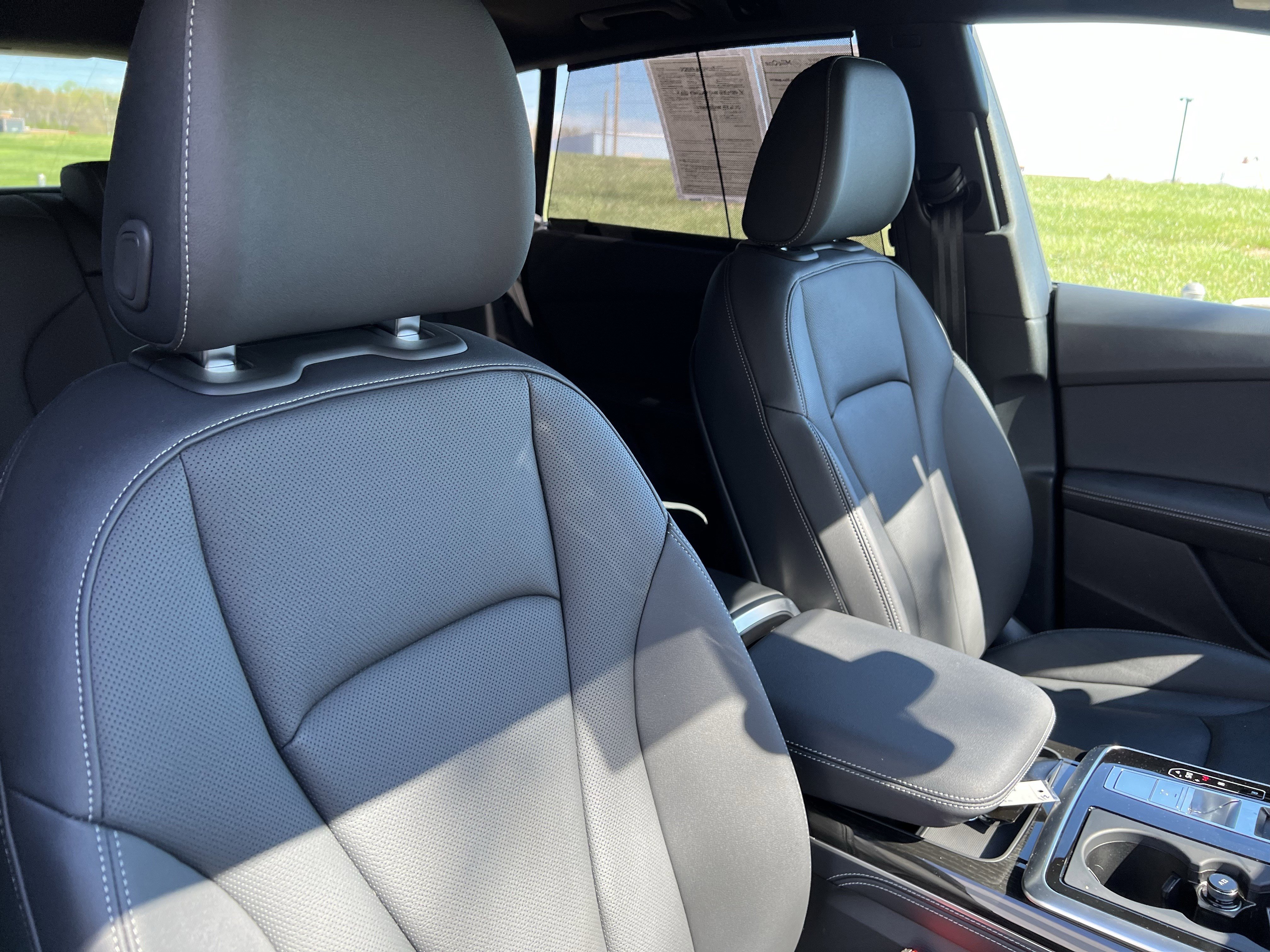 Used 2025 Audi Q8 Premium Plus image 35