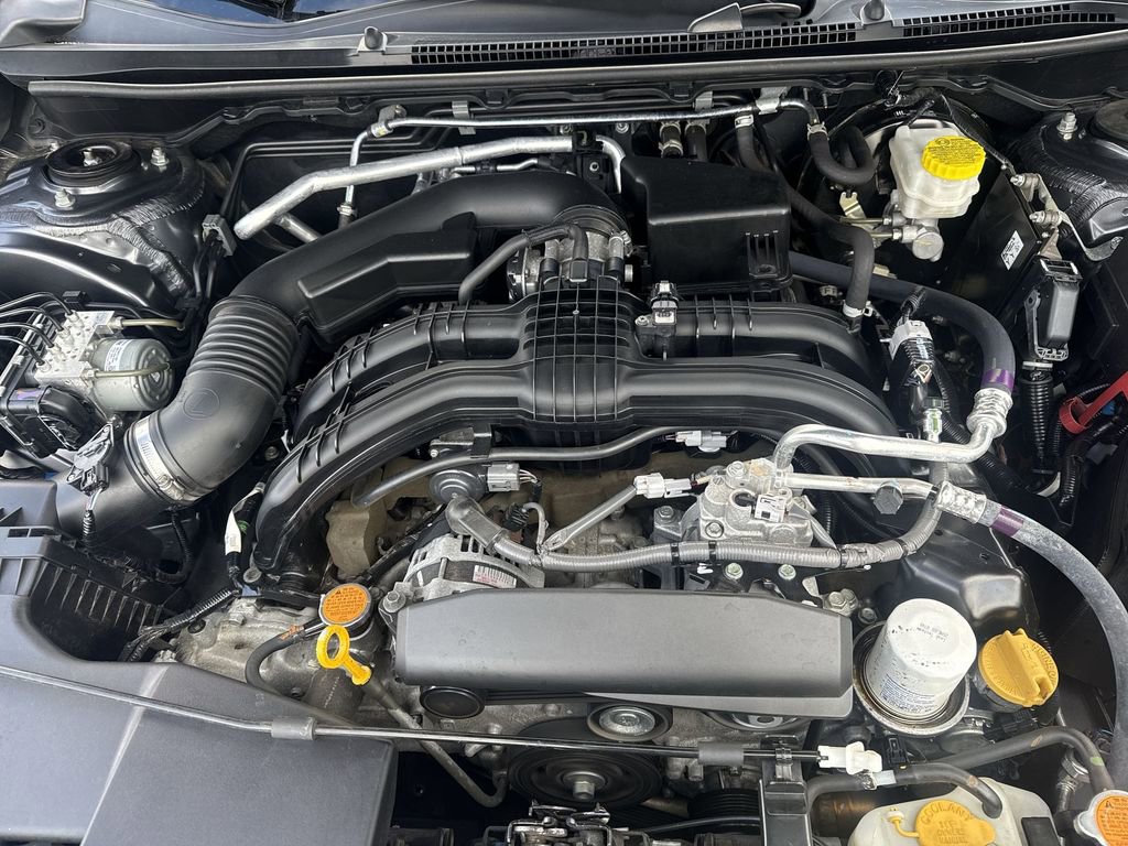 Used 2022 Subaru Impreza 2.0i Limited image 17