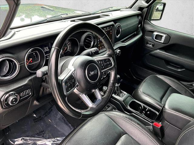 Used 2022 Jeep Gladiator Overland w/ Popular Equipment Package AWD/4WD image 14