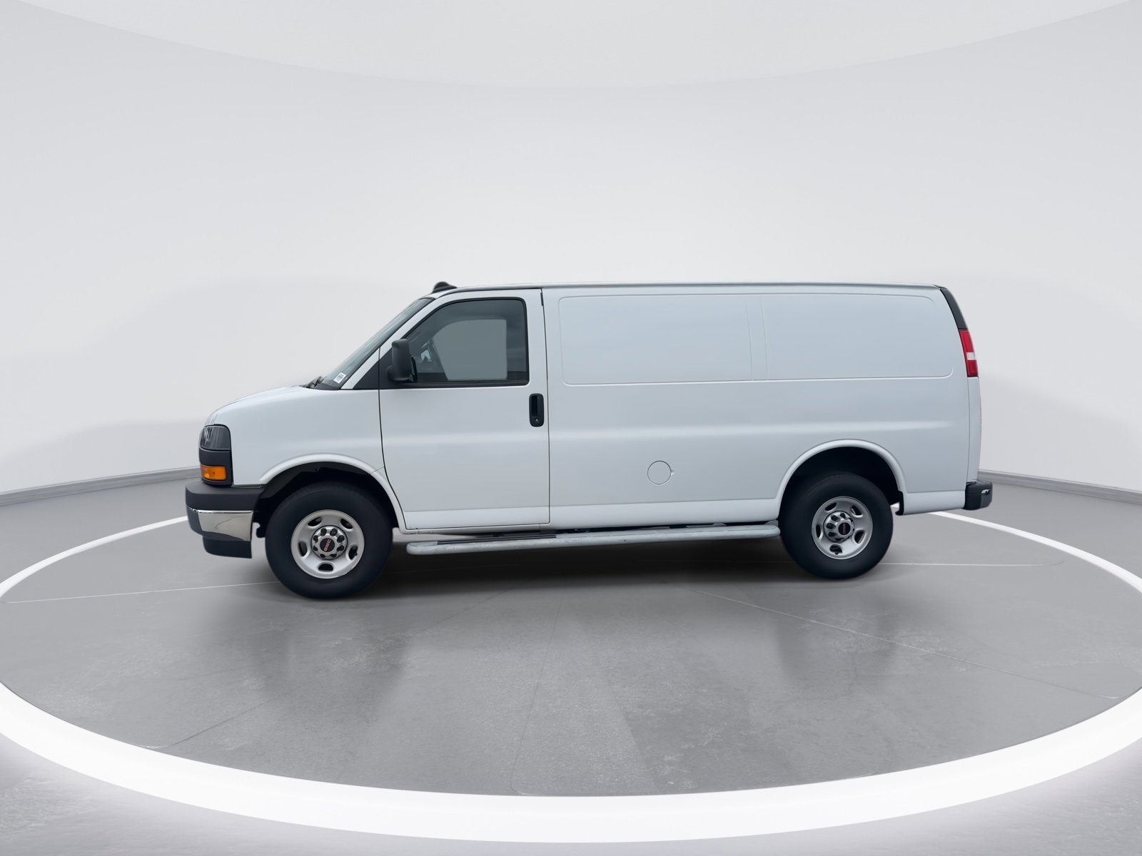 Certified 2024 GMC Savana 2500 w/ Driver Convenience Package image 6