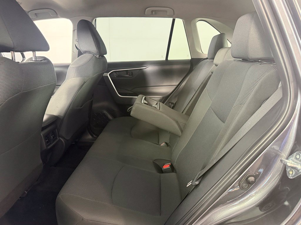 Used 2025 Toyota RAV4 LE AWD/4WD image 25