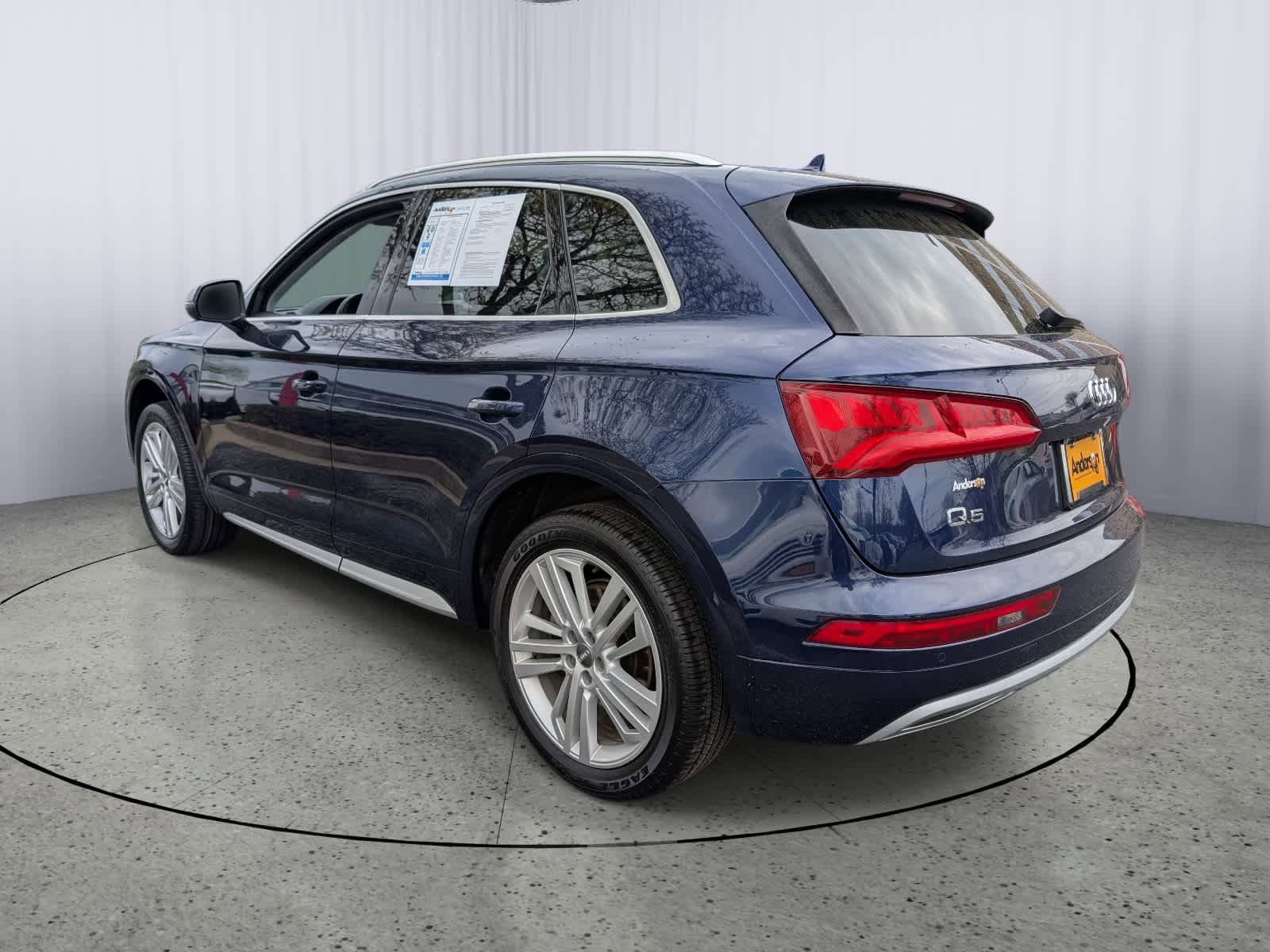 Used 2019 Audi Q5 2.0T Premium Plus w/ Premium Plus Package AWD/4WD image 4