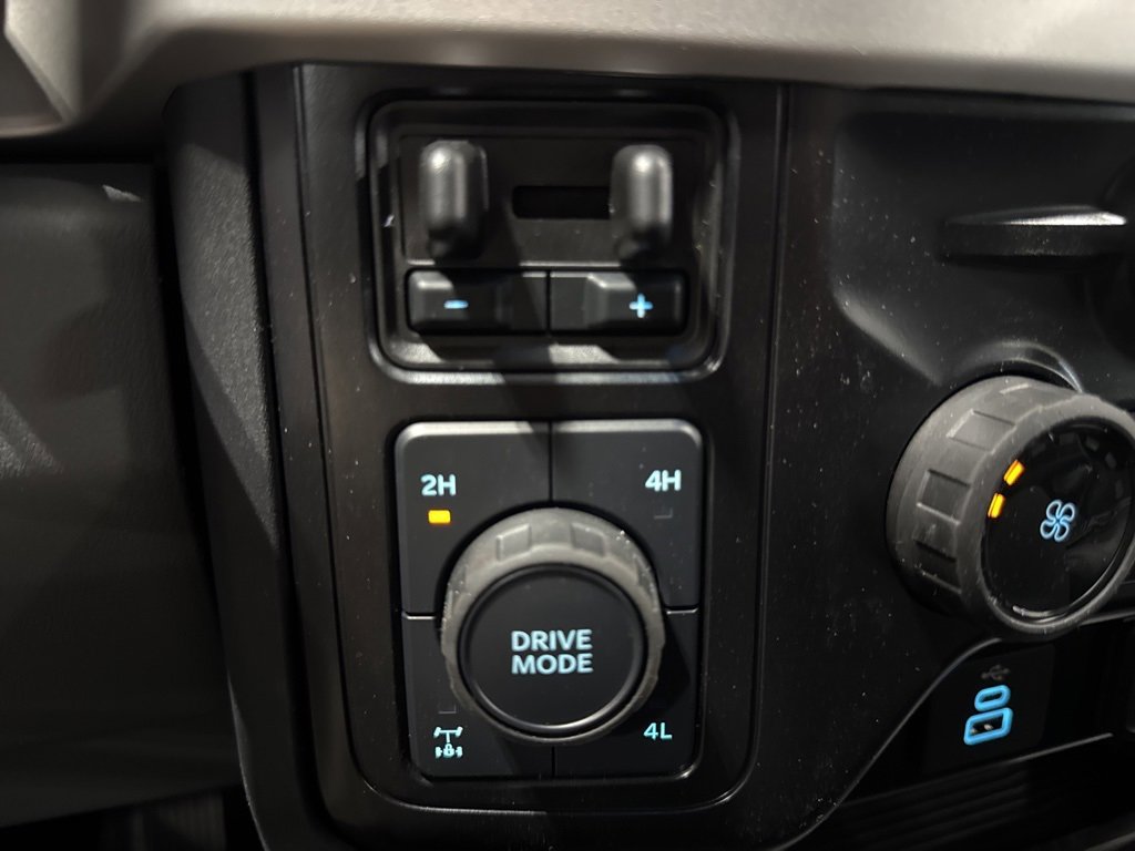 New 2025 Ford F350 XL w/ XL Driver Assist Package image 31