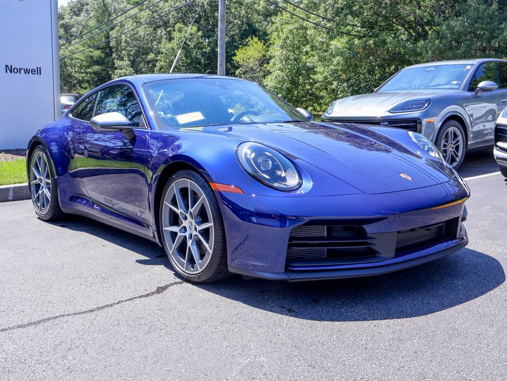 Certified 2025 Porsche 911 Carrera T RWD image 31