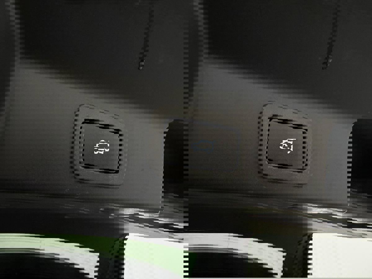 Used 2022 Jaguar F-PACE S image 45