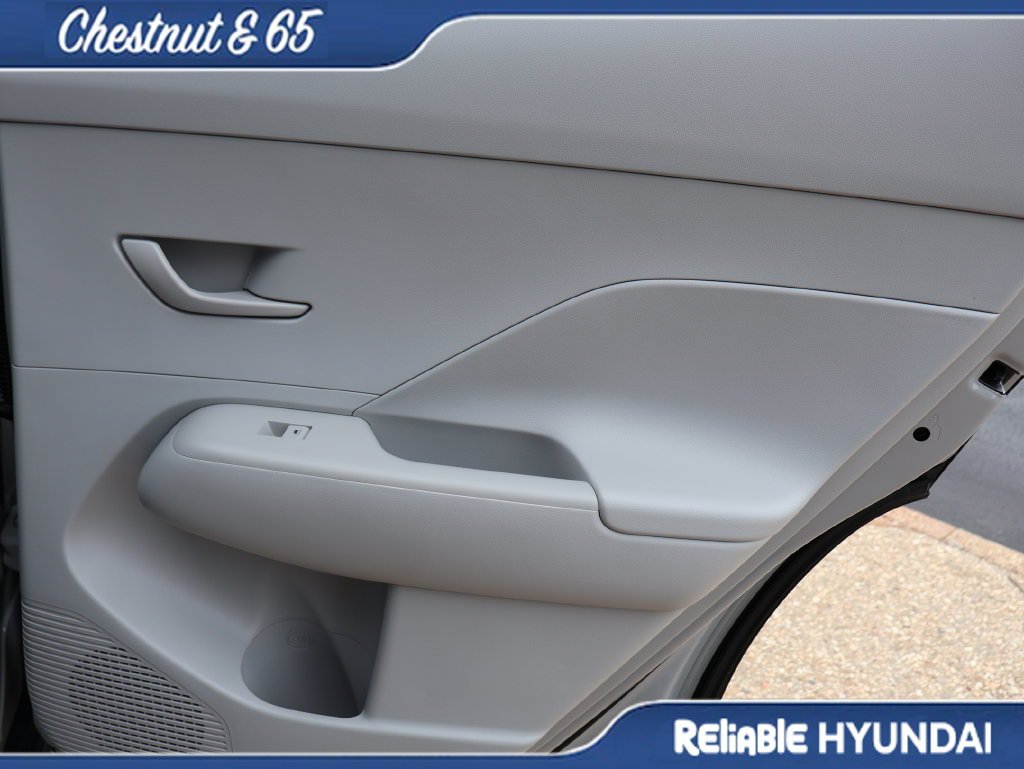 Certified 2024 Hyundai Kona SEL w/ Convenience Package FWD image 11