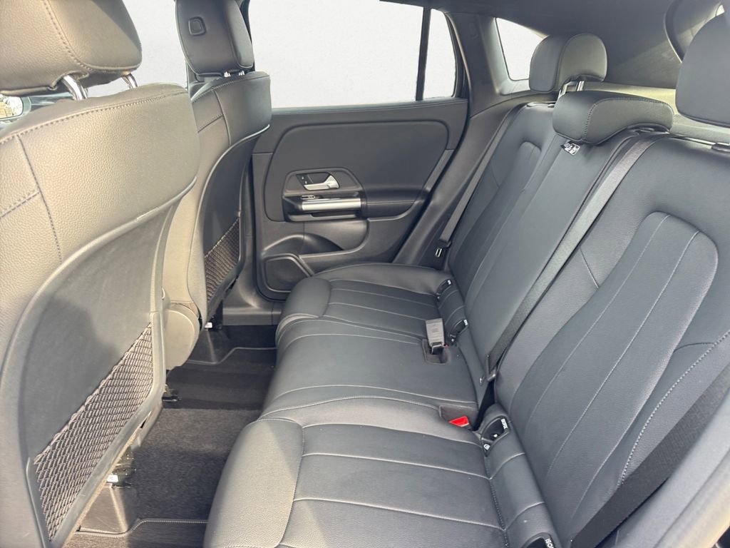 Certified 2025 Mercedes-Benz GLA 250 image 13