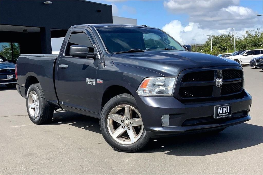 Used 2016 RAM 1500 Express RWD image 1