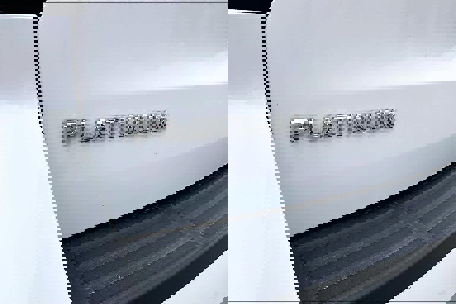 Used 2023 Ford Expedition Max Platinum RWD image 11