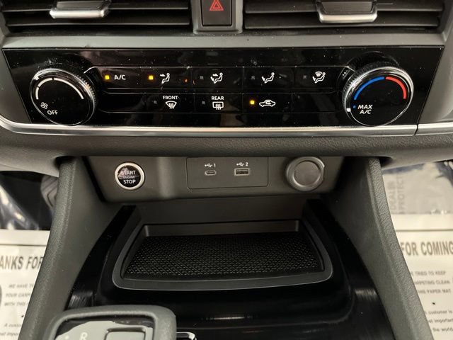 Used 2021 Nissan Rogue S FWD image 28
