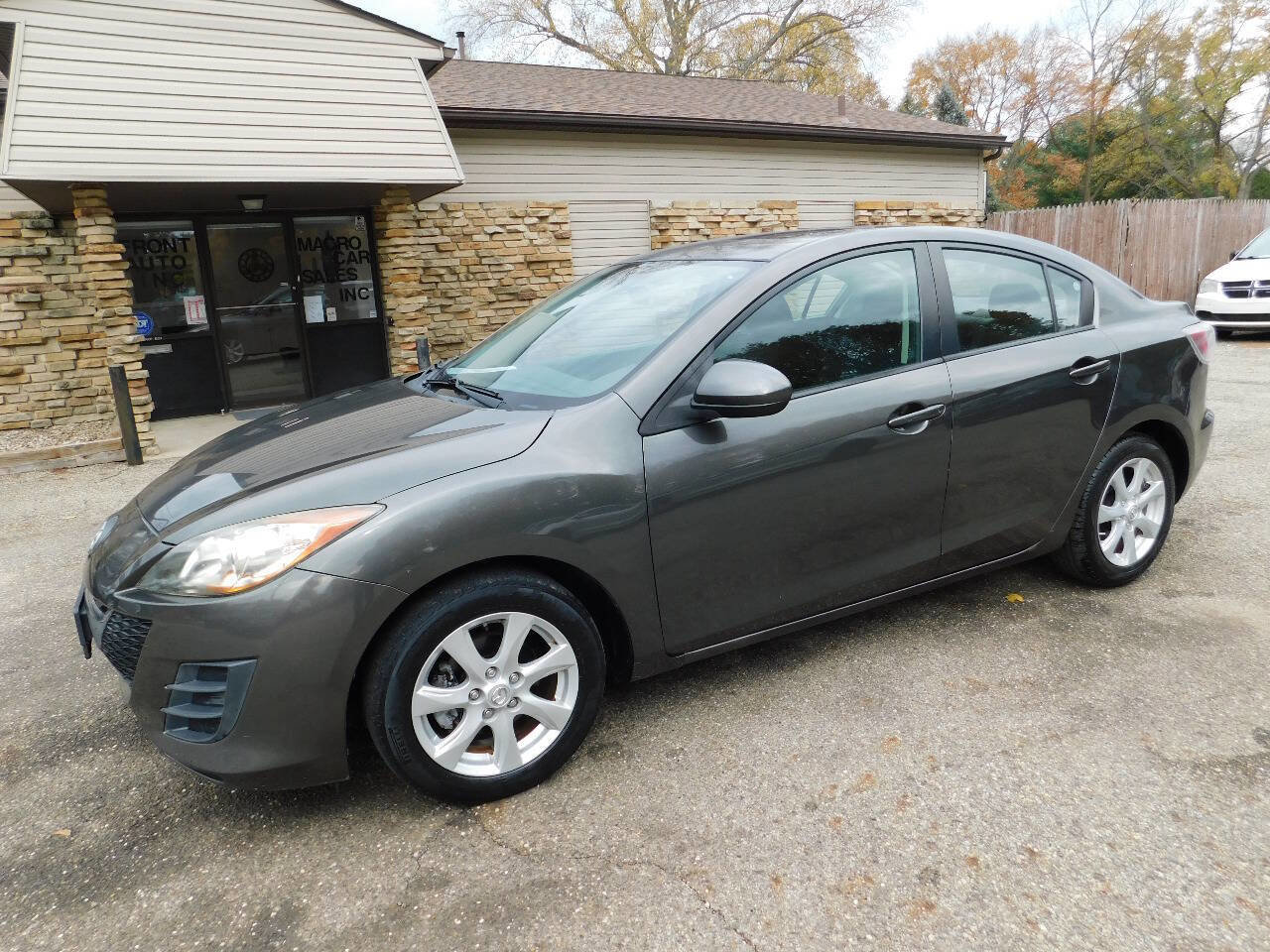 Used 2010 MAZDA MAZDA3 i Touring image 5