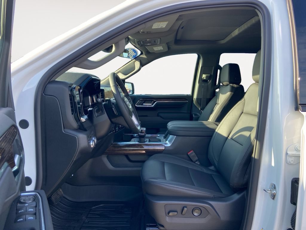 New 2026 GMC Sierra 1500 Elevation w/ Elevation Premium Package AWD/4WD image 9