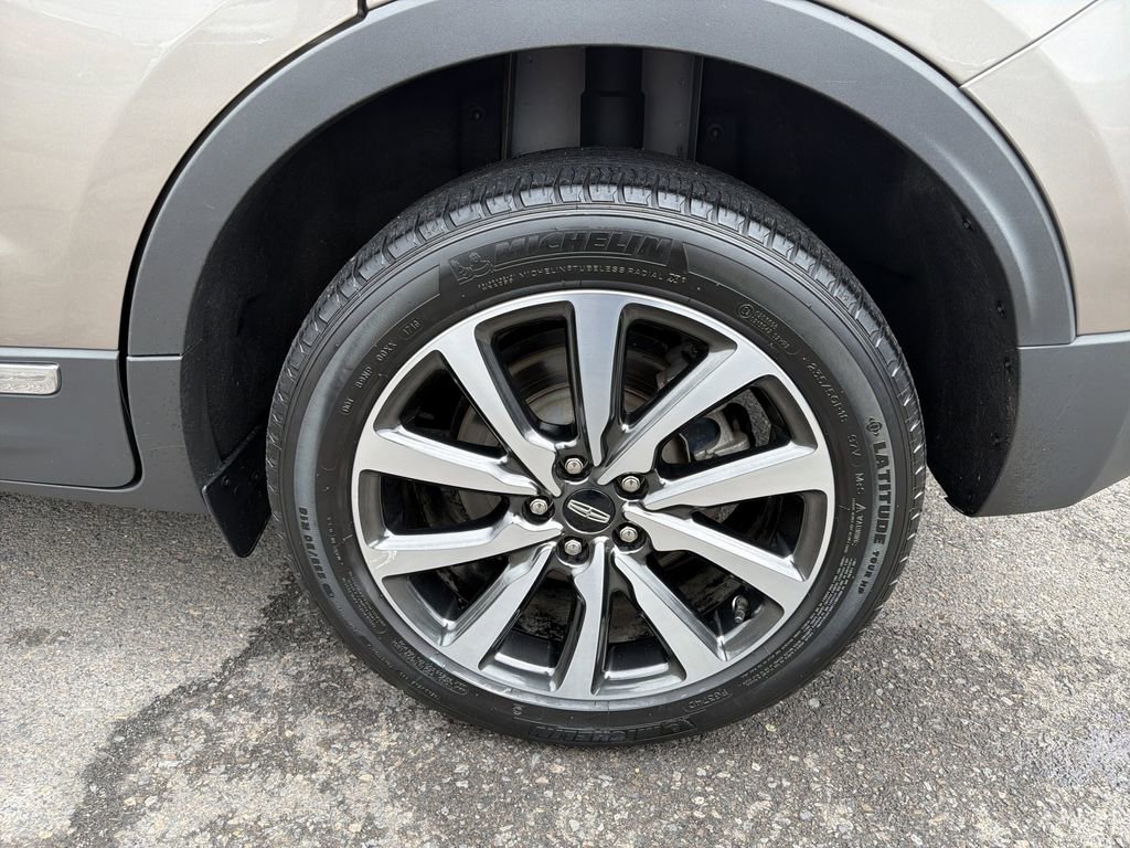 Used 2019 Lincoln MKC Reserve w/ MKC Climate Package image 31