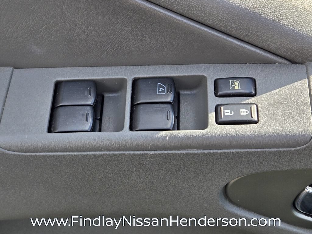 Used 2019 Nissan Frontier SL RWD image 19