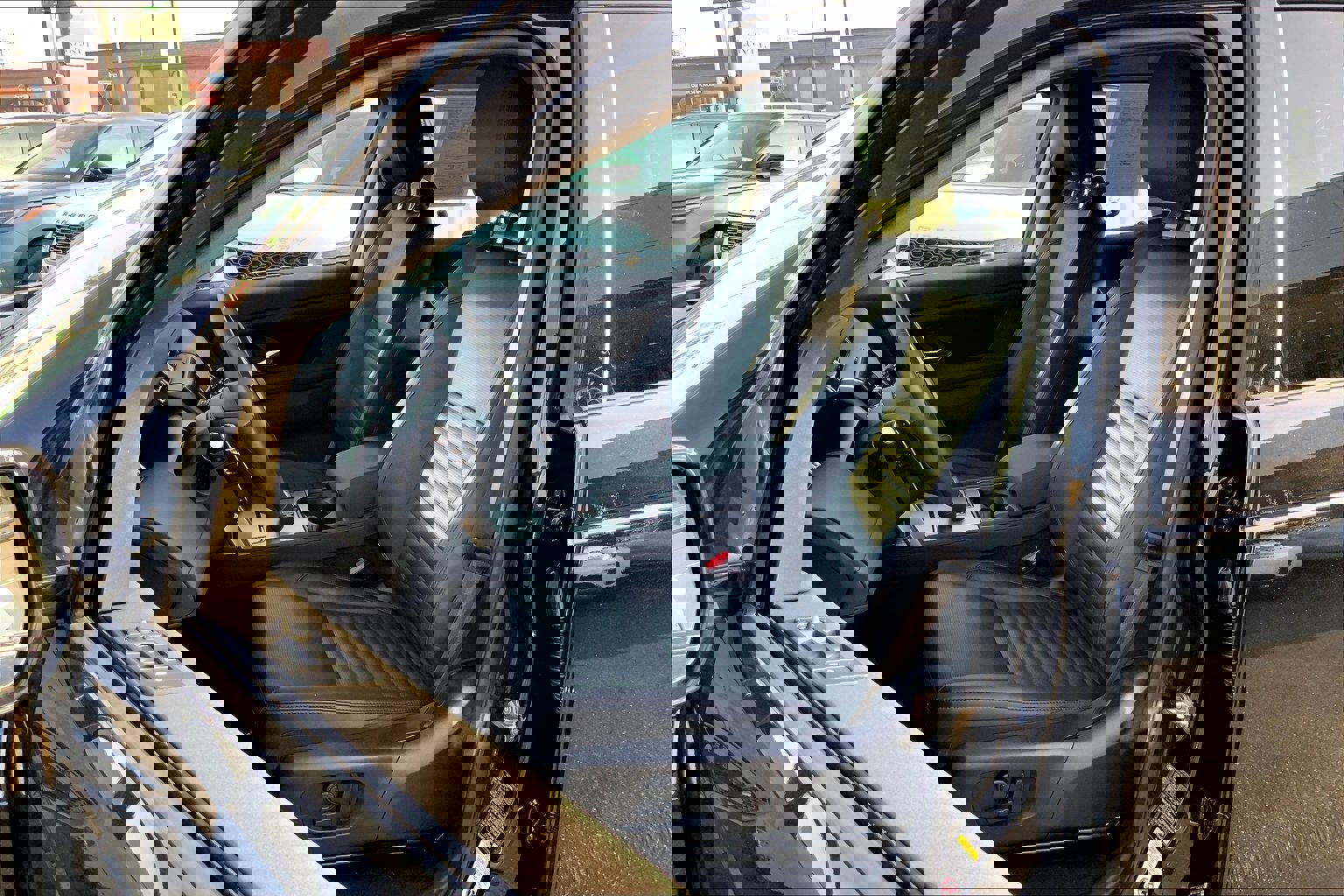 Used 2024 Land Rover Discovery Sport S image 8