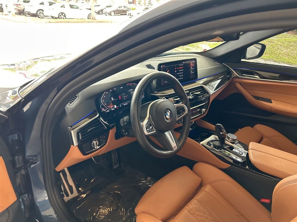 Used 2023 BMW 530i w/ M Sport Package image 6