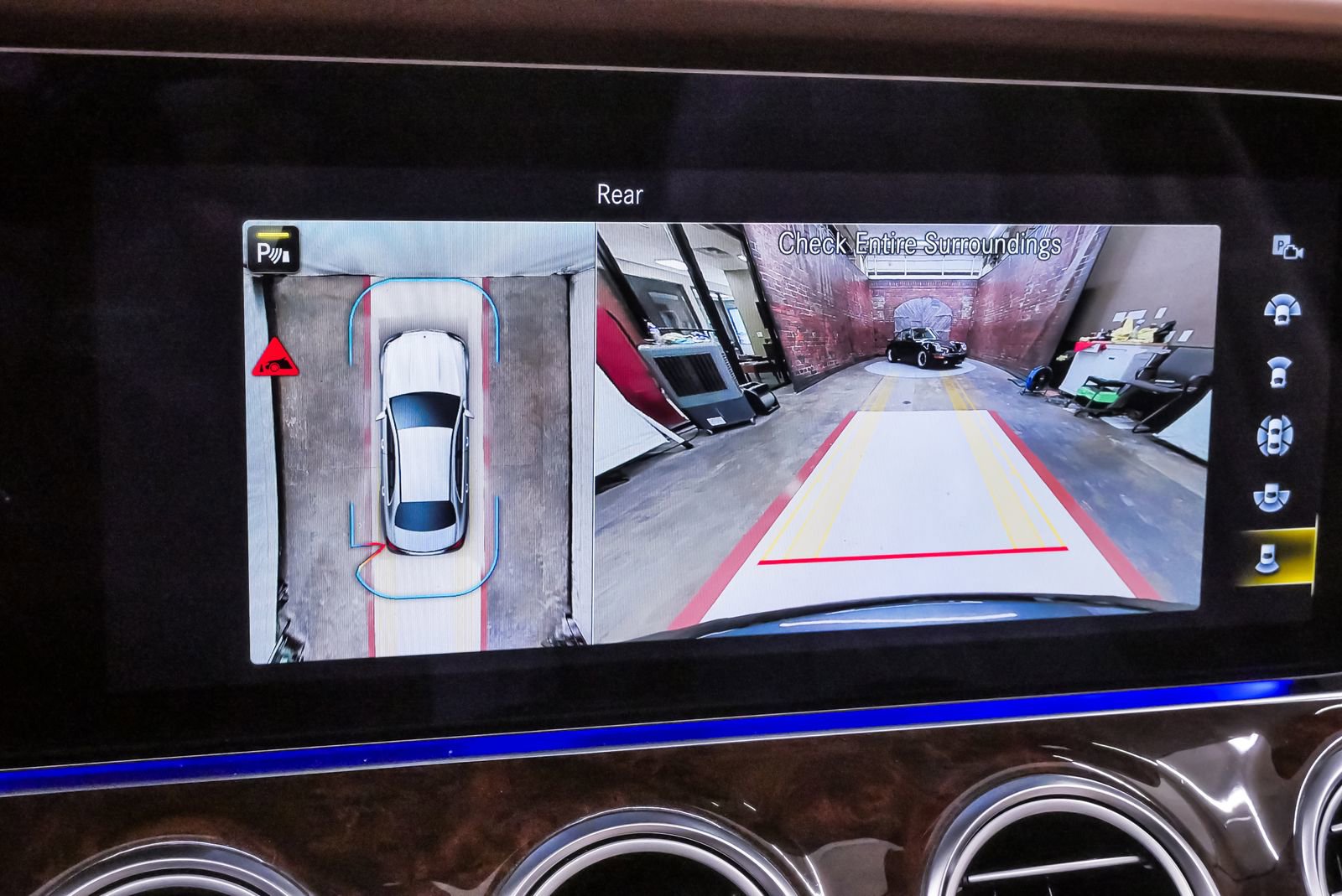 Used 2022 Mercedes-Benz E 350 Sedan image 24