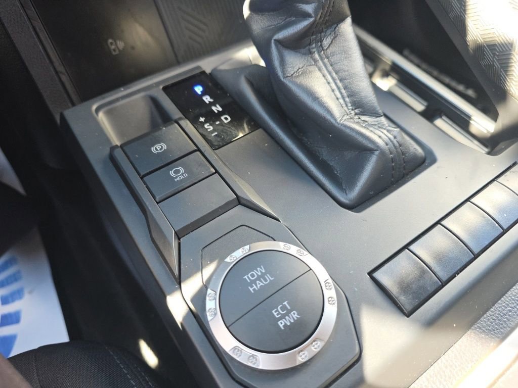 Used 2024 Toyota Tacoma SR5 w/ SR5 Upgrade Package image 24