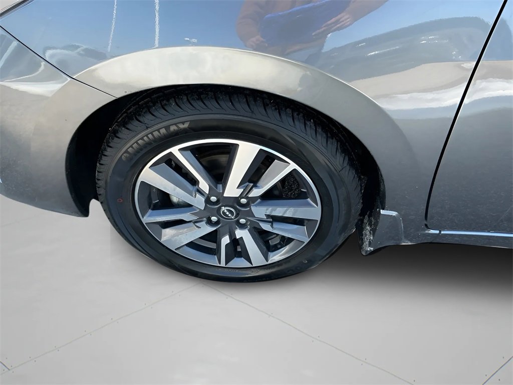 Used 2024 Nissan Versa S w/ S Plus Package image 9