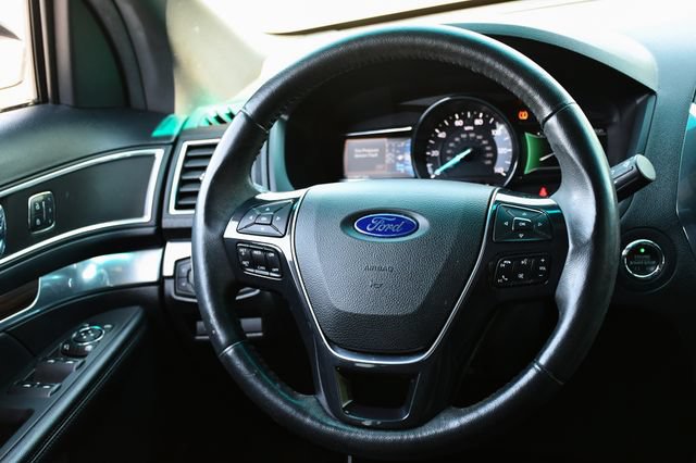 Used 2016 Ford Explorer Limited w/ Equipment Group 301A AWD/4WD image 20