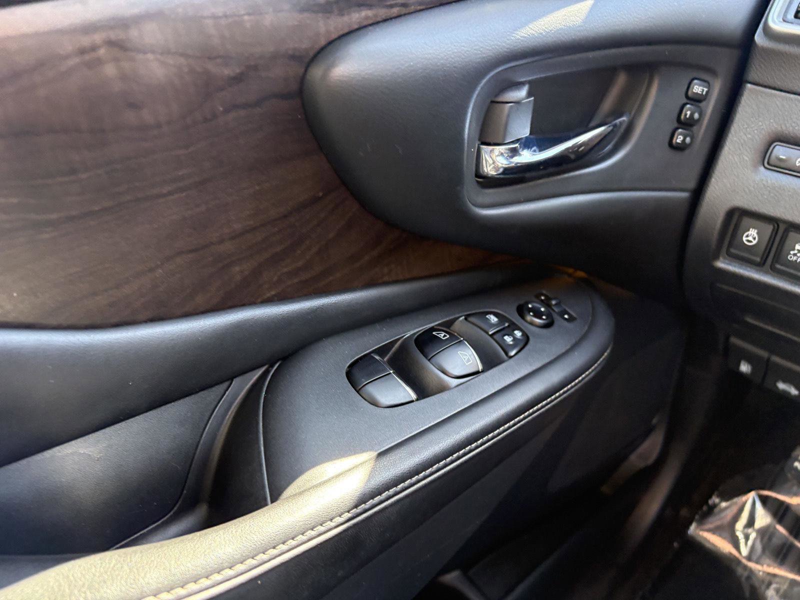 Used 2020 Nissan Murano Platinum AWD/4WD image 13